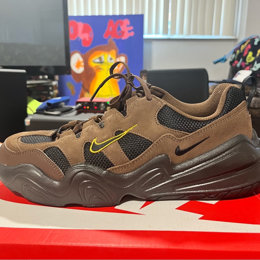 Nike Brown and Black Sneakers